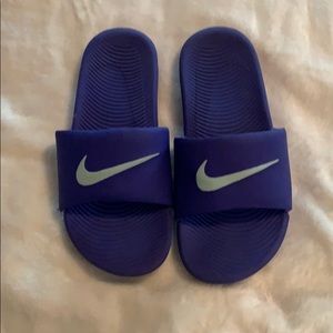 Nike ladies slides
